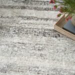 Nourison vloerkleed Glitz GLZ10 CRMGY CREAM GREY 5x7 099446904058 interior 2