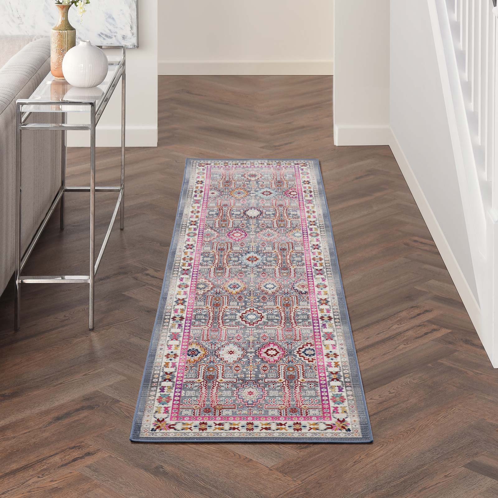 Nourison vloerkleed Vintage Kashan VKA05 GYMTC GREY MULTICOLOR 2x8 099446811813 interior