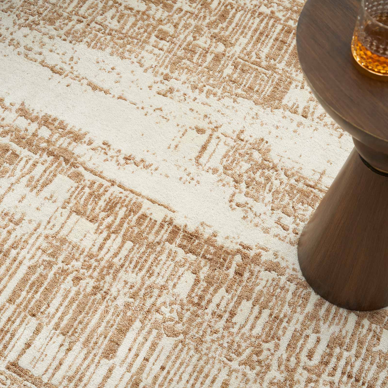 Nourison vloerkleed Harmony HAY01 IVGLD IVORY GOLD 8x10 099446936172 interior 2