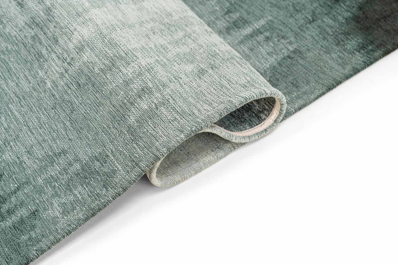 Louis De Poortere vloerkleed Meditation 2073 Sendai Deep Water fold